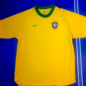 Brazil 2000-02 Home Soccer/Football Shirt Size S